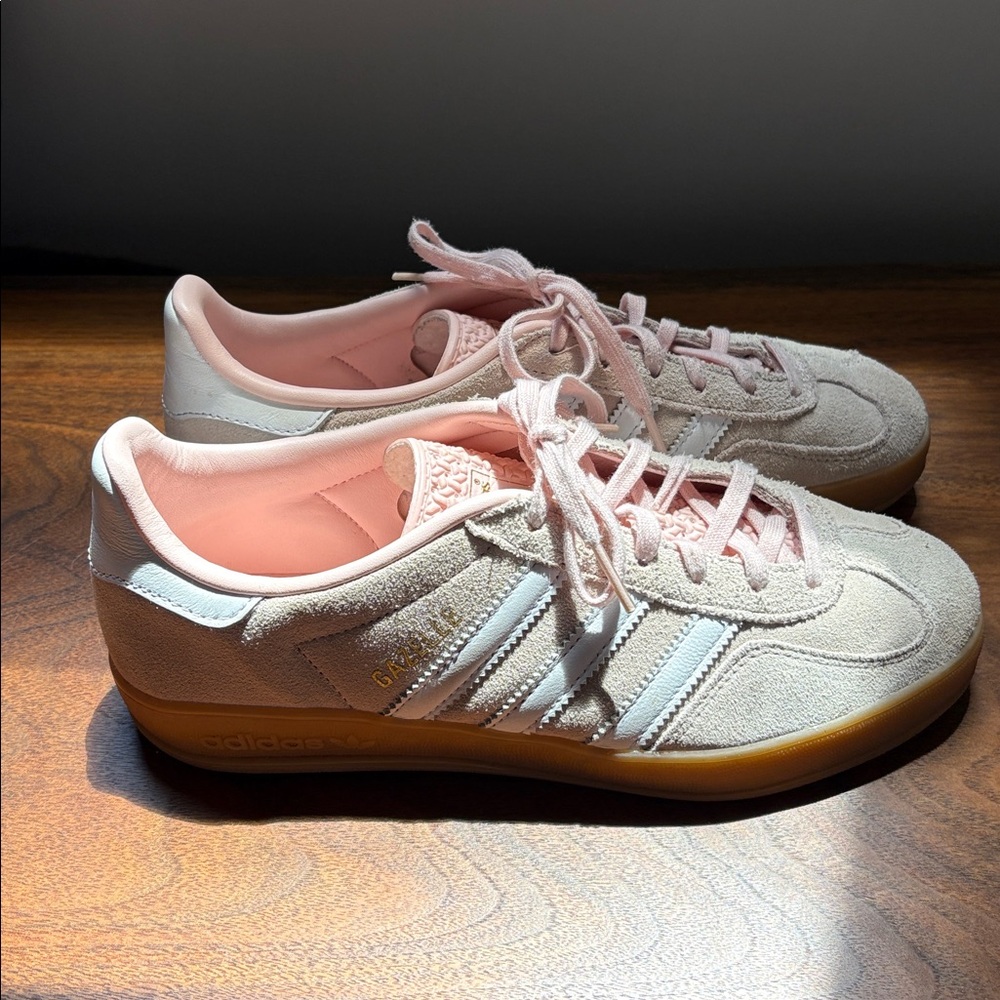 Adidas Gazelle light pink